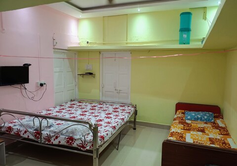 Patowary Guest House 3