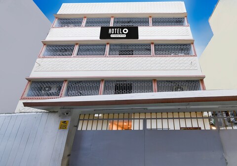 Super Hotel O Picnic Garden Formerly Amaris Stay