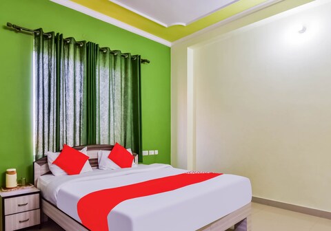 Hotel O ShamRock INN