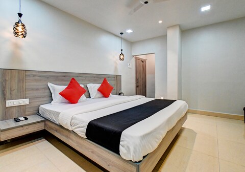 VIKRANT HOTEL