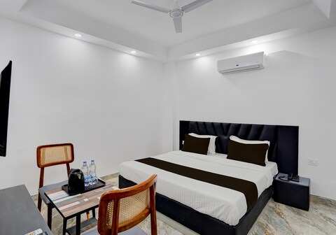 Hotel O Premium Rooms