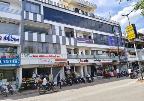 The Galaxy hotel & Guest House