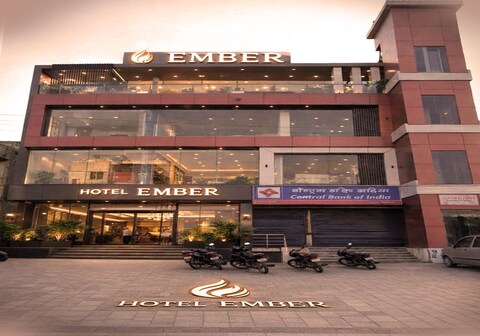 Hotel Ember