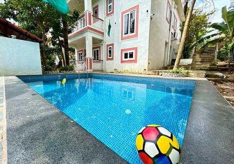 4bhk private pool villa pilerne