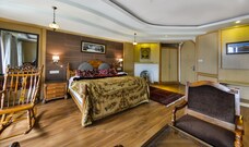 Hotel Kashmir Mahal Resorts, Srinagar Hotel Kashmir Mahal Resorts, Srinagar