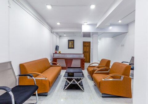 Metro Port City Hotel