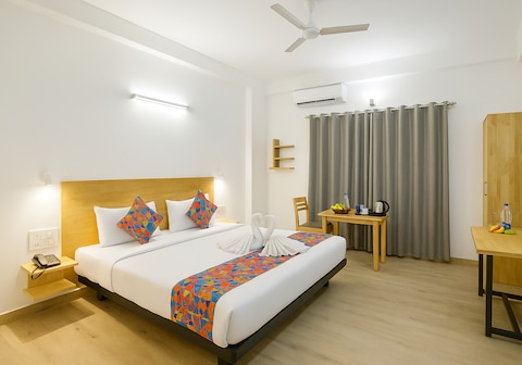 FabHotel F9 Noida Sector 51