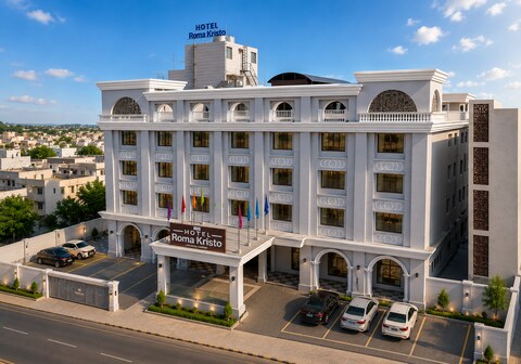 Hotel Roma Kristo Near Dwarkadhish main temple