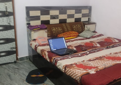 AC room with kitchen