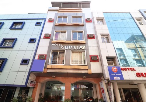 Super HOTEL GUD STAY