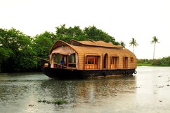 Punnamada Cruises, Alleppey Punnamada Cruises, Alleppey