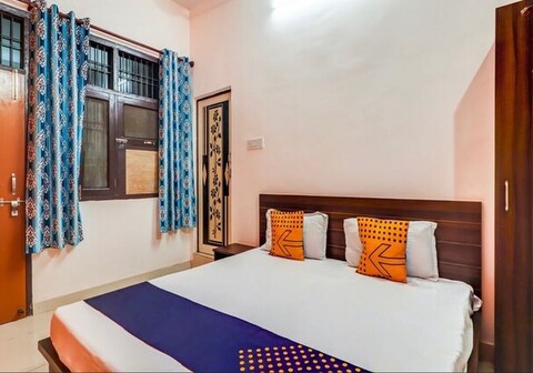 Hotel O Shubhi palace