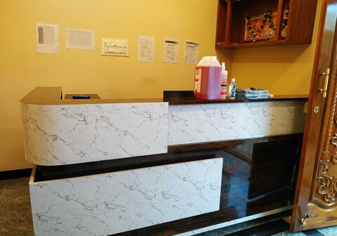 Hotel O Flagship GK Lodge