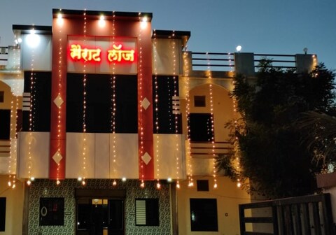 Hotel Sairat