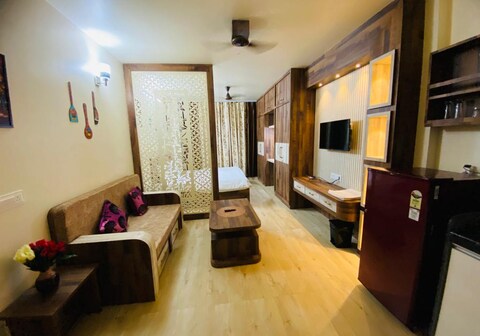 1st Avenue Luxury studio apartments