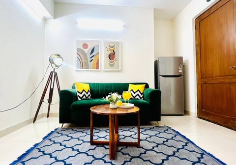 BluO Classic 1BHK - Defence Colony Mkt