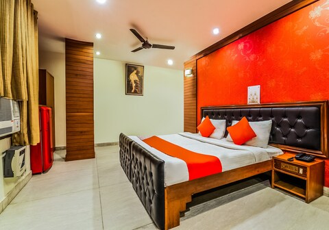 Super Townhouse Hotel City Castle