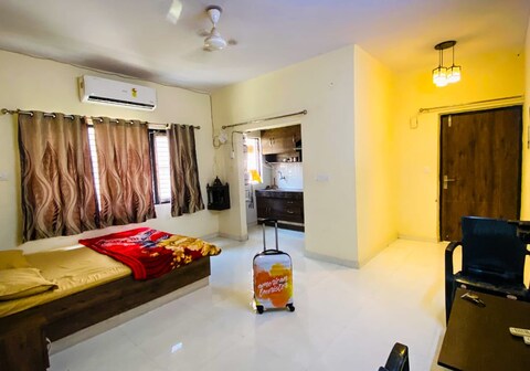VisitorStayInn - 1BHK, 2BHK