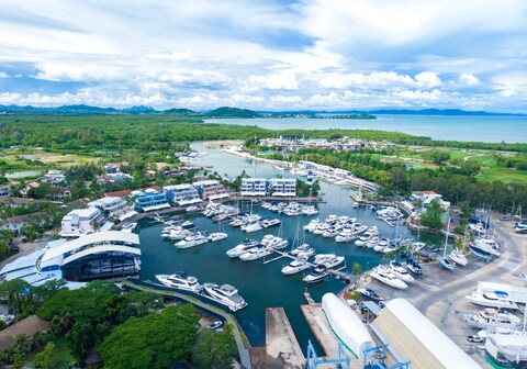 NH Boat Lagoon Phuket Resort