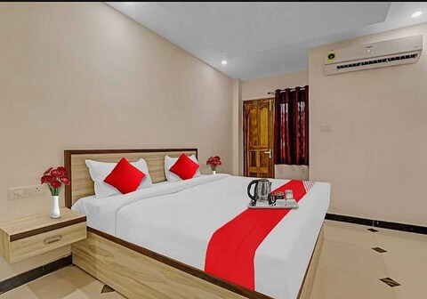 Super Guest House O R R INN