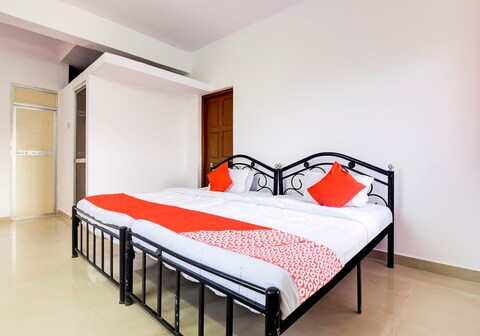 Hotel O Omkar Guest House Near Immaculate Conception Church