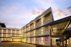 Hotel Indraprastha, Calicut (Kozhikode) Hotel Indraprastha, Calicut (Kozhikode)