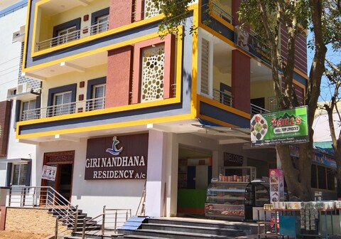 GIRI NANDHANA RESIDENCY