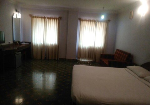 Club Heritage | Rooms & Pool