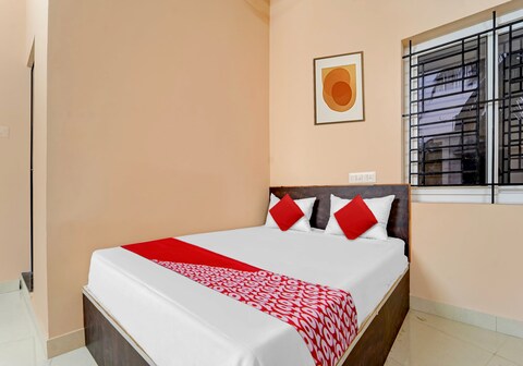 Hotel O Dhanam Lodge