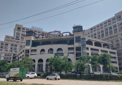 Lavish Cozy Apartment