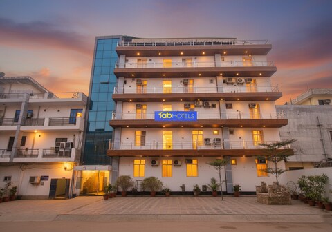 FabHotel The Grand Heritage