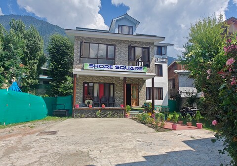 Hotel Shore Square Pahalgam.