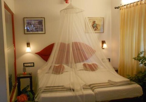 Heavenly Homestay | Rooms & Caretaker