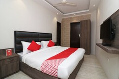 OYO Flagship 30197 Noida Sector 43, Delhi OYO Flagship 30197 Noida Sector 43, Delhi