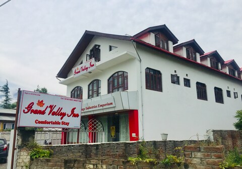 Grand Valley Inn, Shalimar