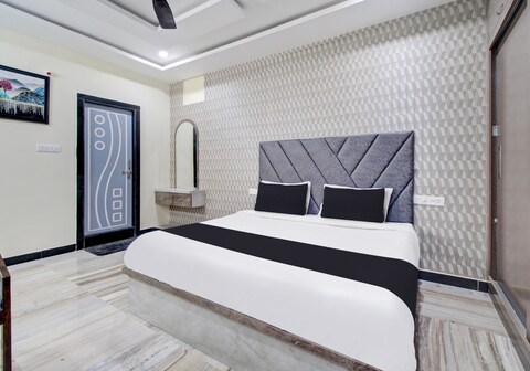 Hotel O MOON LIGHT GUEST ROOMS