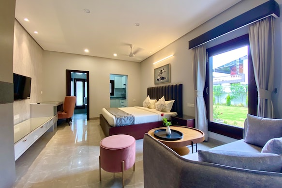 Vastu | Serene Studio Apartments