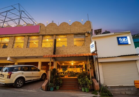 FabHotel Roshan Residency - Nr. Kurinji Andavar Temple
