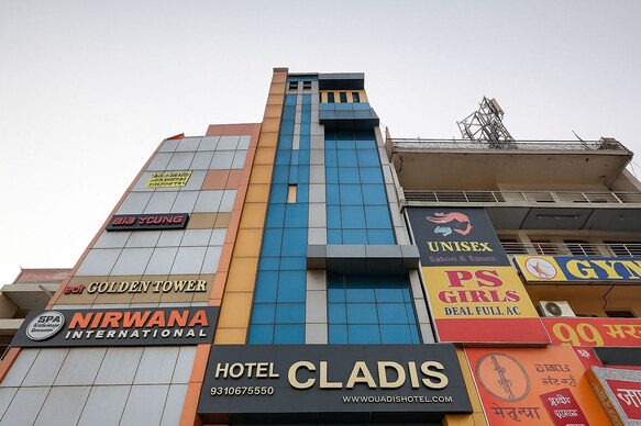 Hotel Cladis Sector 15 Noida