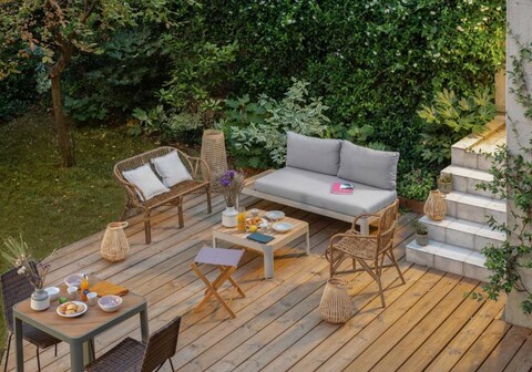 Pepper & Paper Apartments