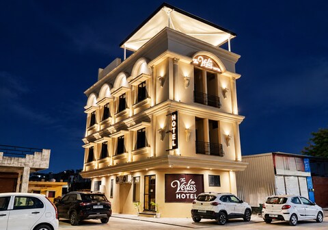 The Veda's Hotel