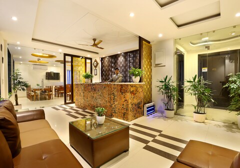 Hotel Paragon Suites By Denver, Delhi Airport