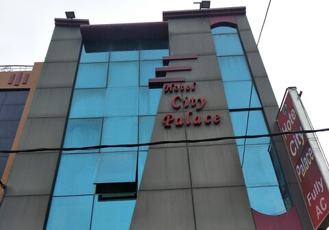 HOTEL CITY PALACE