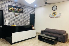 Hotel Divine, Mathura Hotel Divine, Mathura