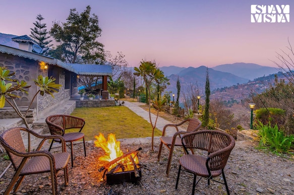 StayVista at Juneo Orchards