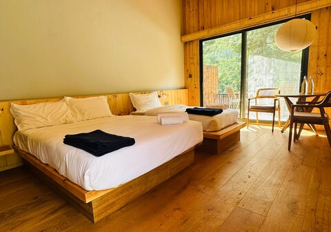 The Himalayan Phakding