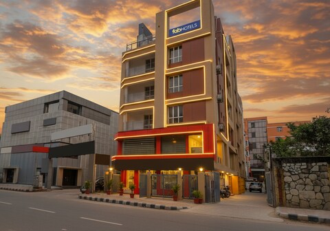 FabHotel Lake View Topsia - China Town