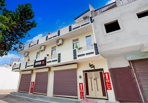 Hotel O Love Birds In