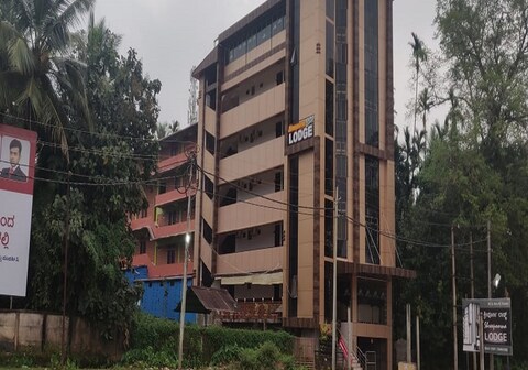Shree Poorna Lodge Sringeri
