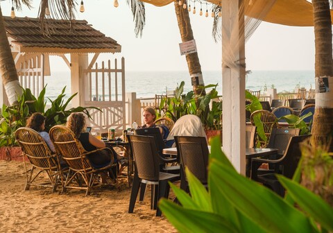 IL MIO Beach Front Cafe and Stay